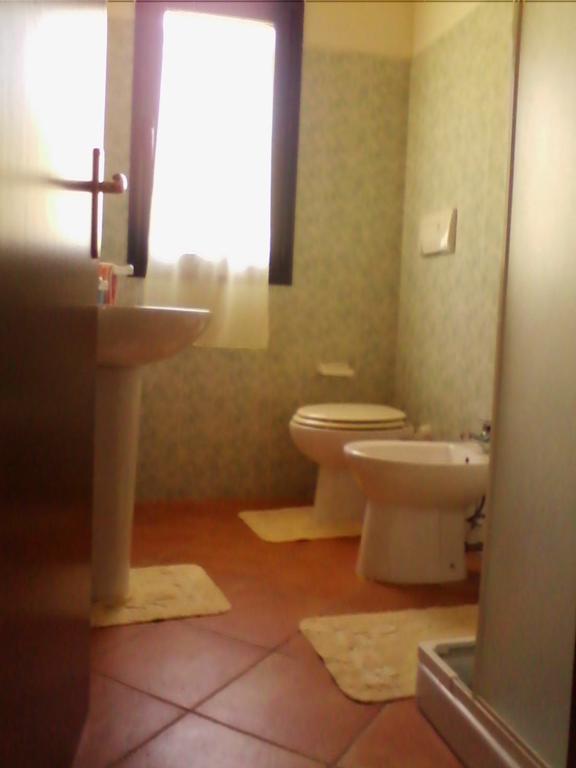 Farm Stay Gli Oleandri Loiri Porto San Paolo Kültér fotó