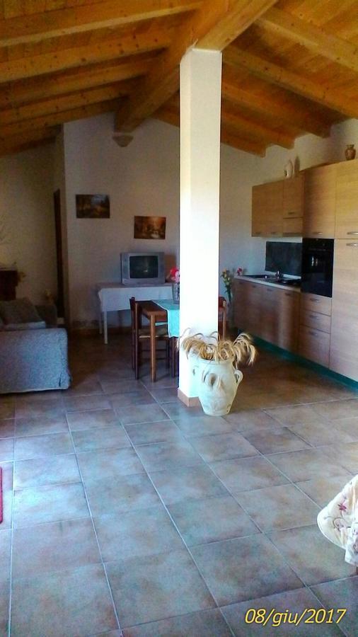 Farm Stay Gli Oleandri Loiri Porto San Paolo Kültér fotó